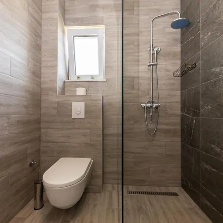 Apartment Gabriel Seget Vranjica