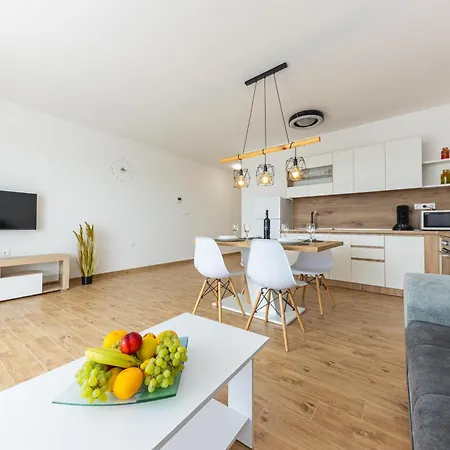 Gabriel Apartment